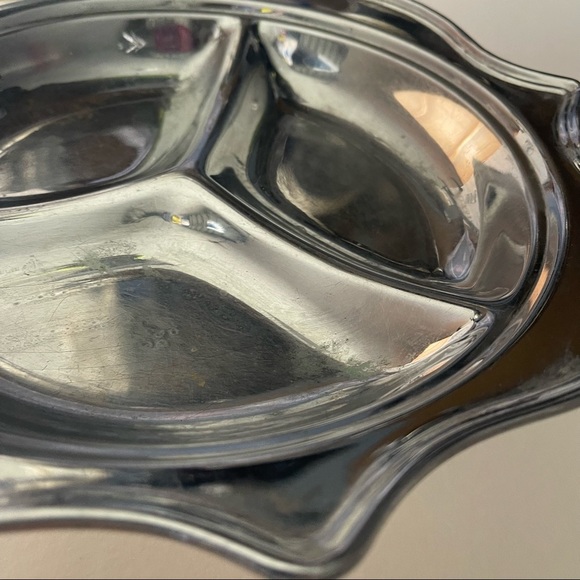 Vintage mid century silver gray scalloped edges three section dish - Picture 4 of 4
